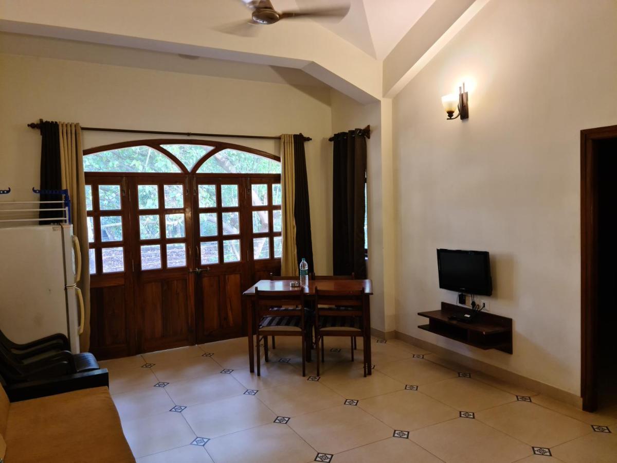 Coastal Suites Apart-Hotel Colva Extérieur photo